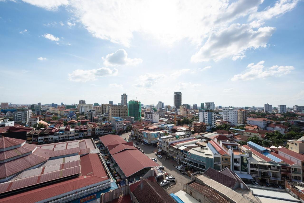 Amata Residence Phnom Penh Bagian luar foto